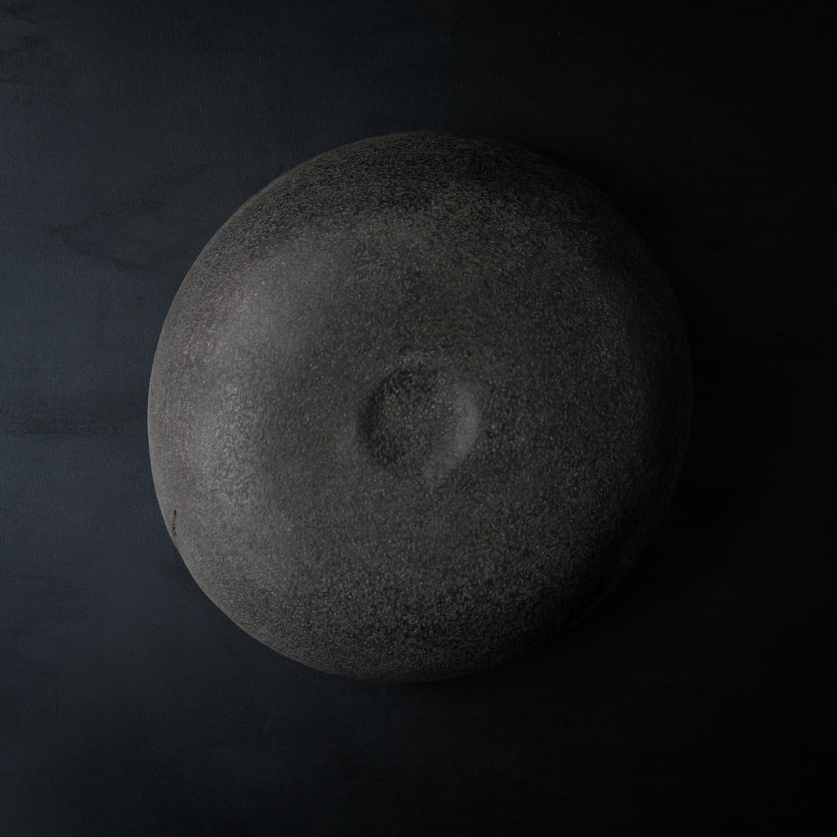 ●25-KF159 Sabi-urushi Vase Black