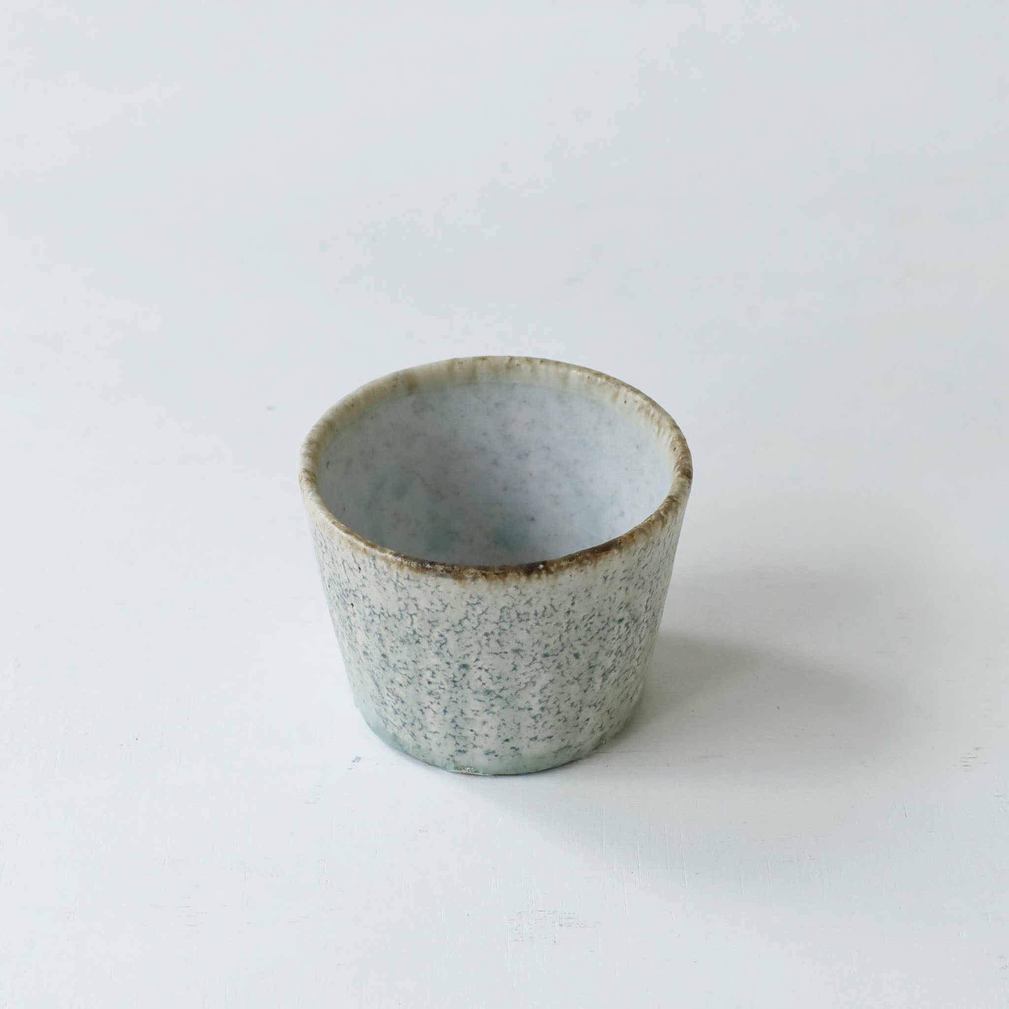 ●26-NT-35 Ash-Glazed Kohiki Sobachoko (Soba Cup)