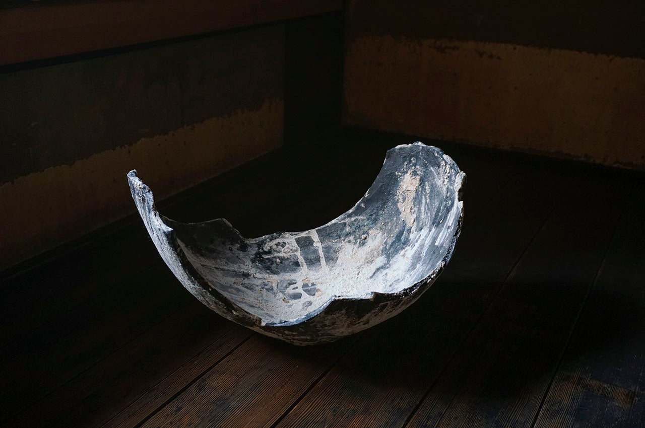 ●26-YI-S8 Object/Bowl