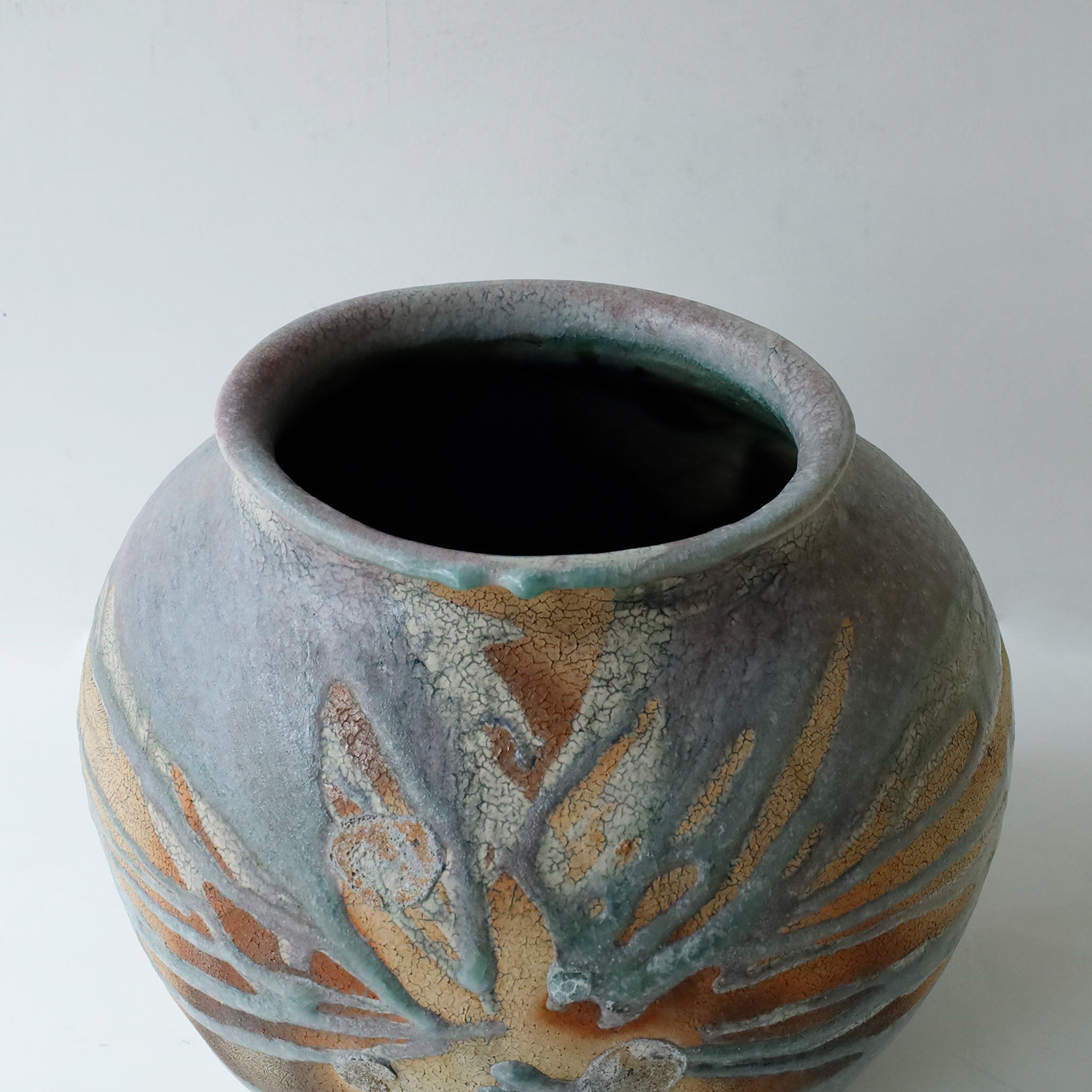 ●26-NT-70 Ash-Glazed Kohiki Carbonization Large Jar