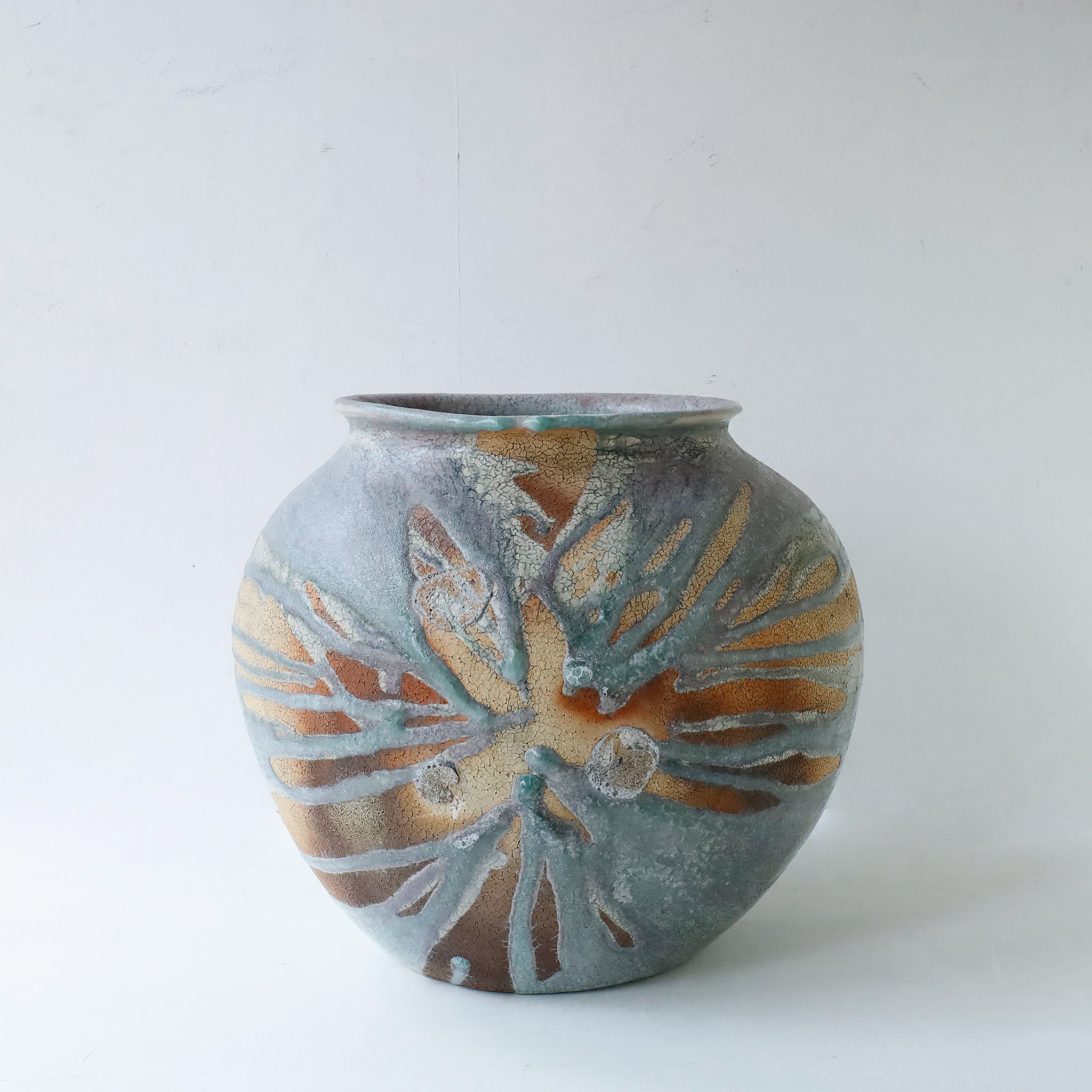 ●26-NT-70 Ash-Glazed Kohiki Carbonization Large Jar