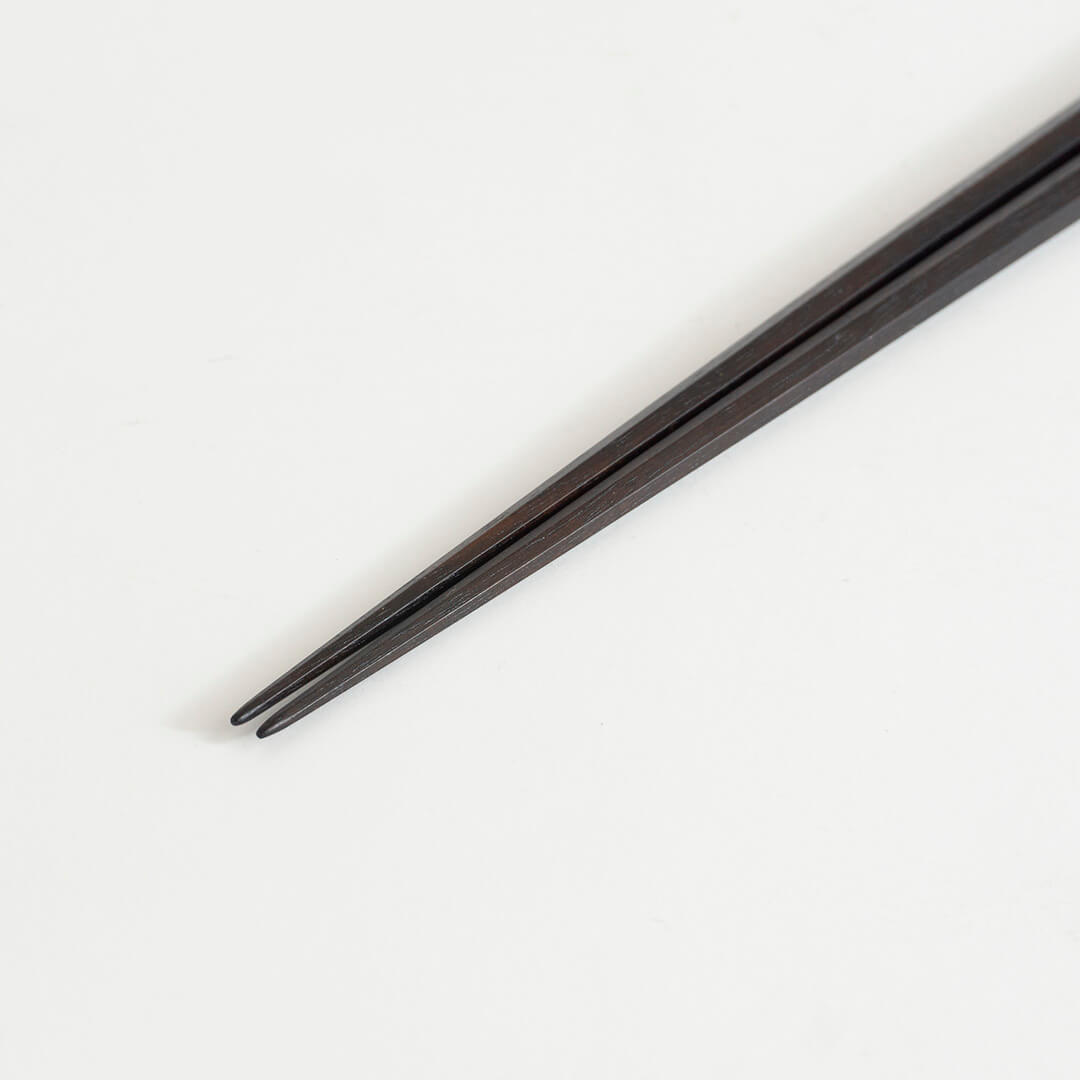 Daikokuya - Rikyu Ebony Chopsticks (Heptagon, Short)