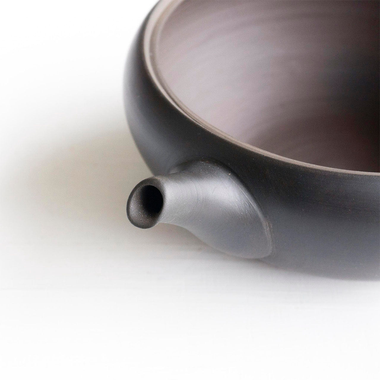 Yokei Kiln Syudei-Tanka Flat Teapot (Large)