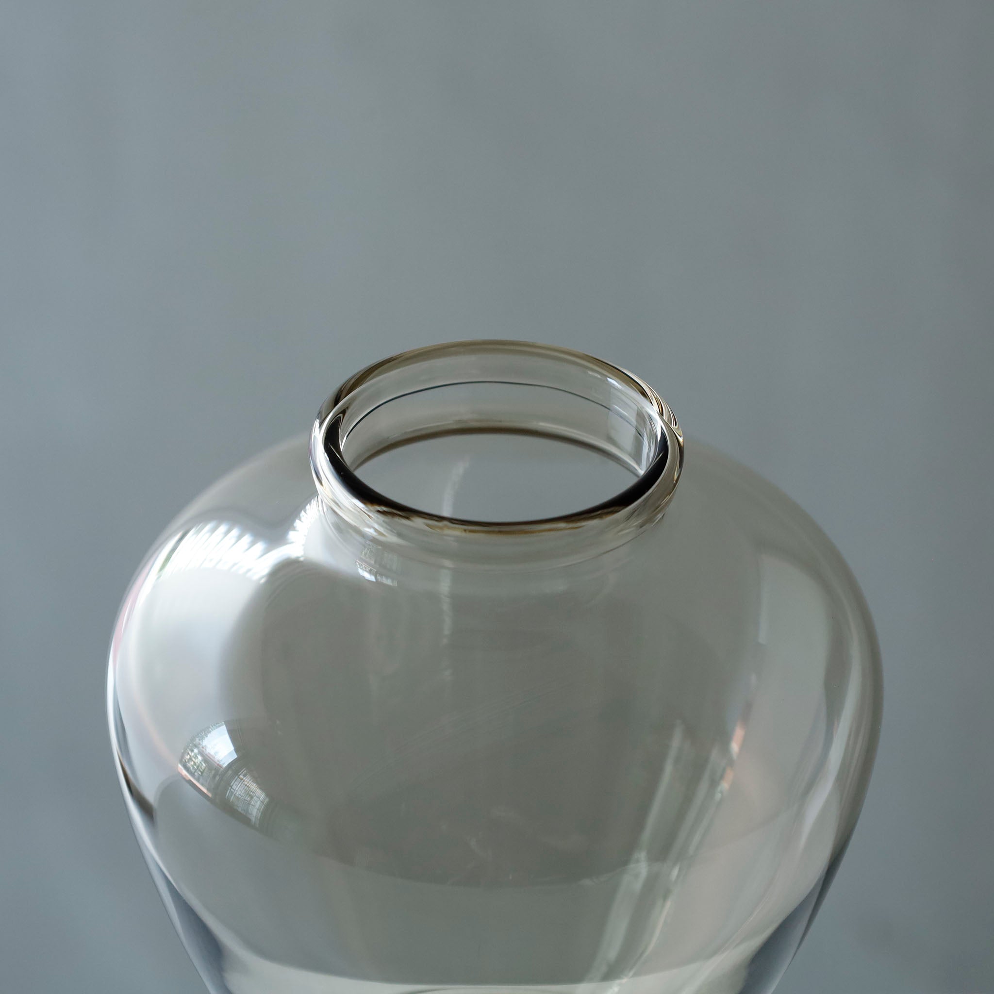 ●26-TE-117 Futamono (Lidded Jar) AMBER
