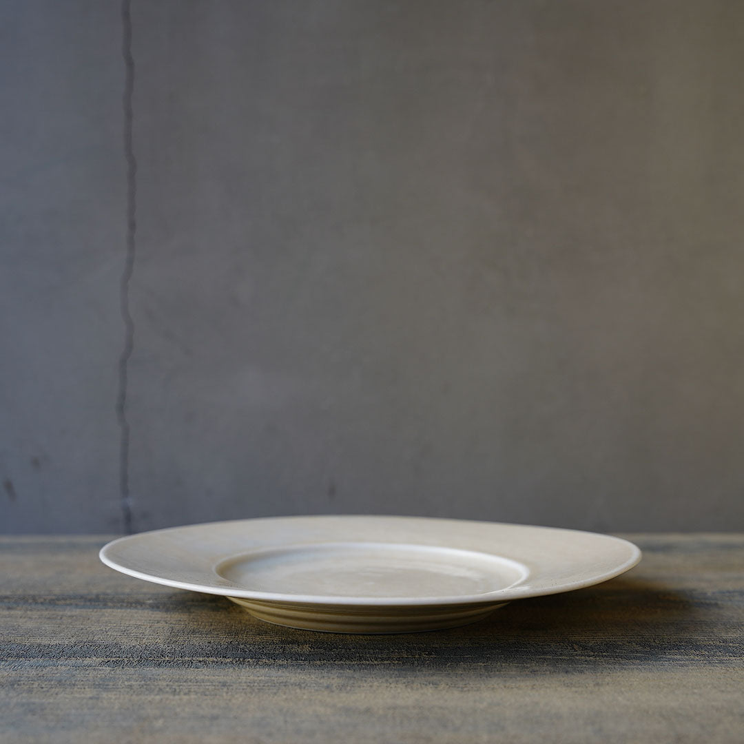 Yuichi Murakami - Rice-Colored Celadon Large Rim Plate, 22cm