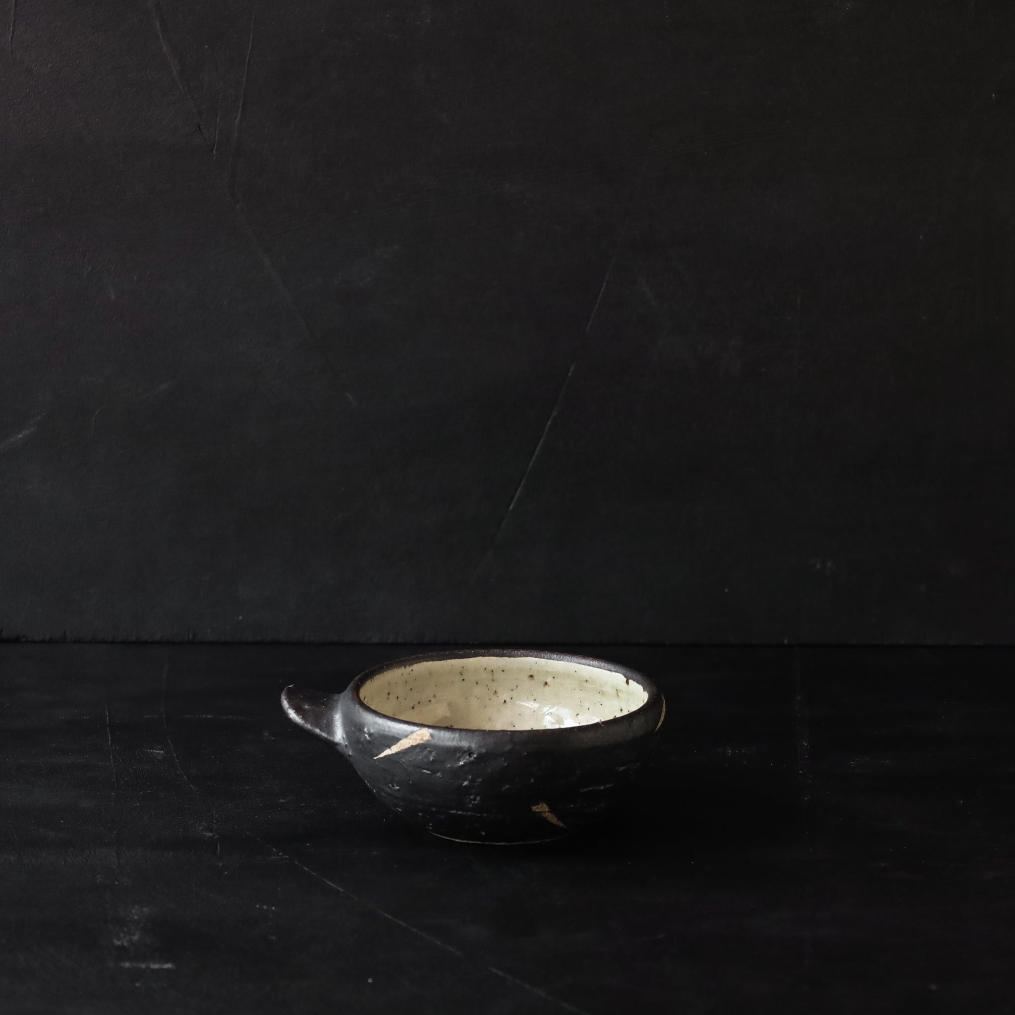 ●26-OM-18 片耳付小鉢 ツートン