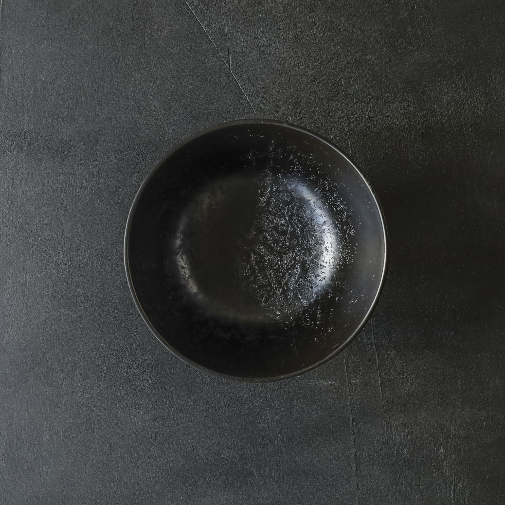 26-AS-1 Tsuzumi-wan (Tsuzumi-shaped Large Bowl) – Black