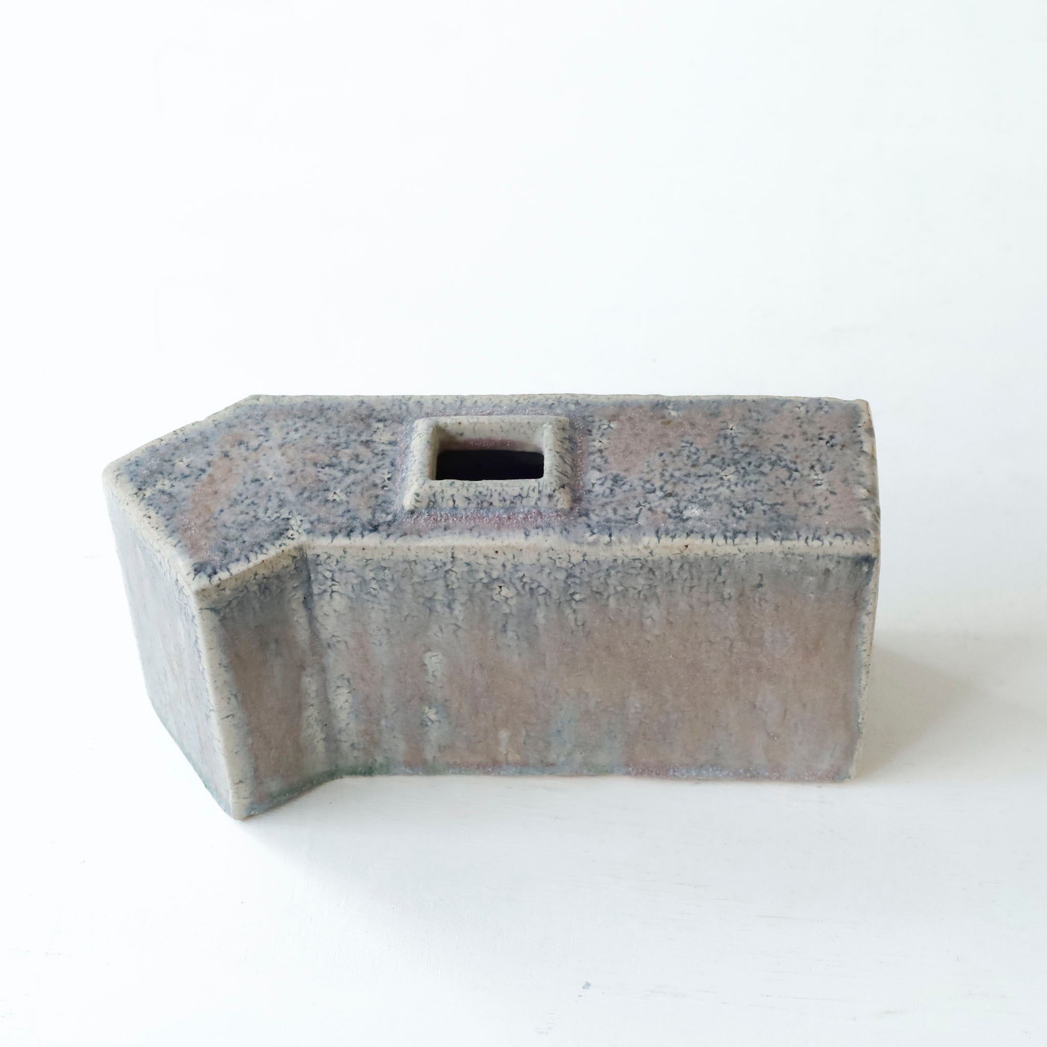 ●26-NT-73 Ash-Glazed Kohiki Block Vase