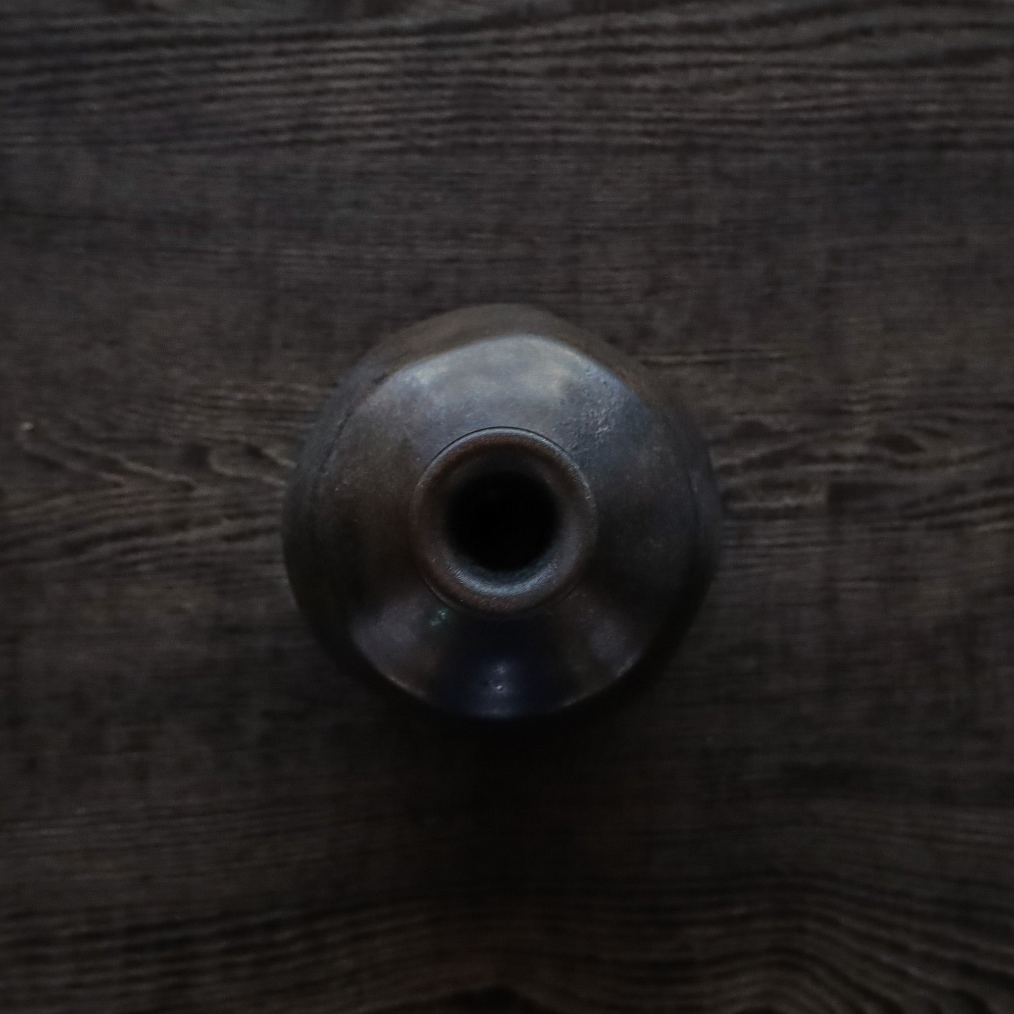 ●26-TY-2 Black Karatsu octagonal sake bottle