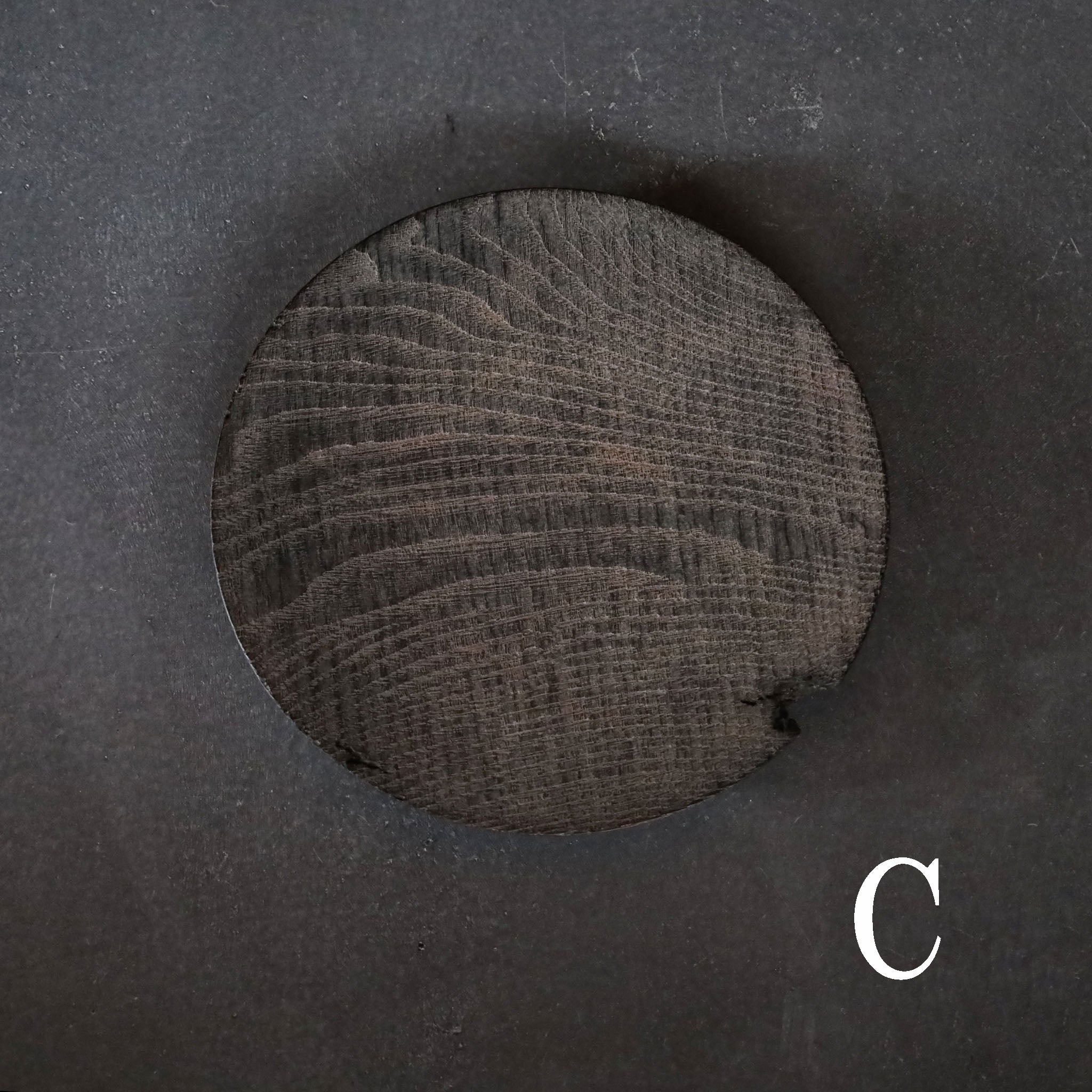 ●26-SD-24 浮様丸皿240 草木染