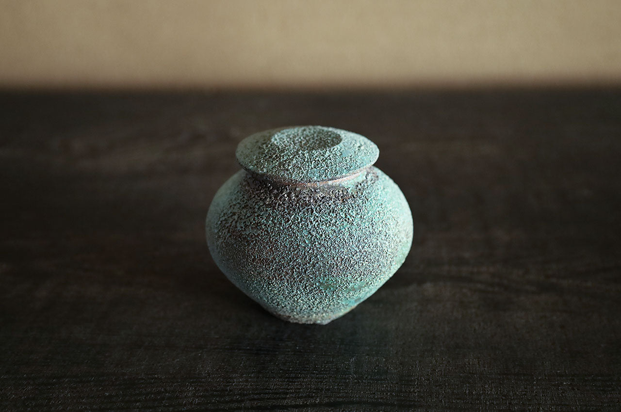Etsuji Noguchi: Rokusho Futamono (Patina Lidded Utsuwa)