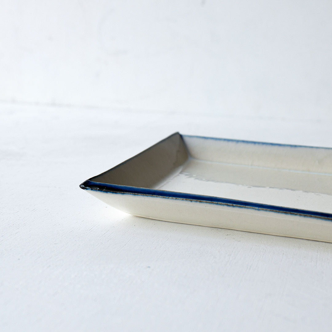 Rectangle Plate 25㎝ x 13.5㎝ Blue Rim