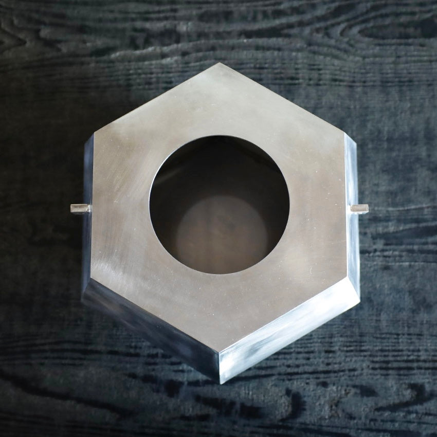 Yuichi Takemata / Rokkaku Chagama / Stainless steel (Hexagonal Tea Kettle in Stainless Steel)