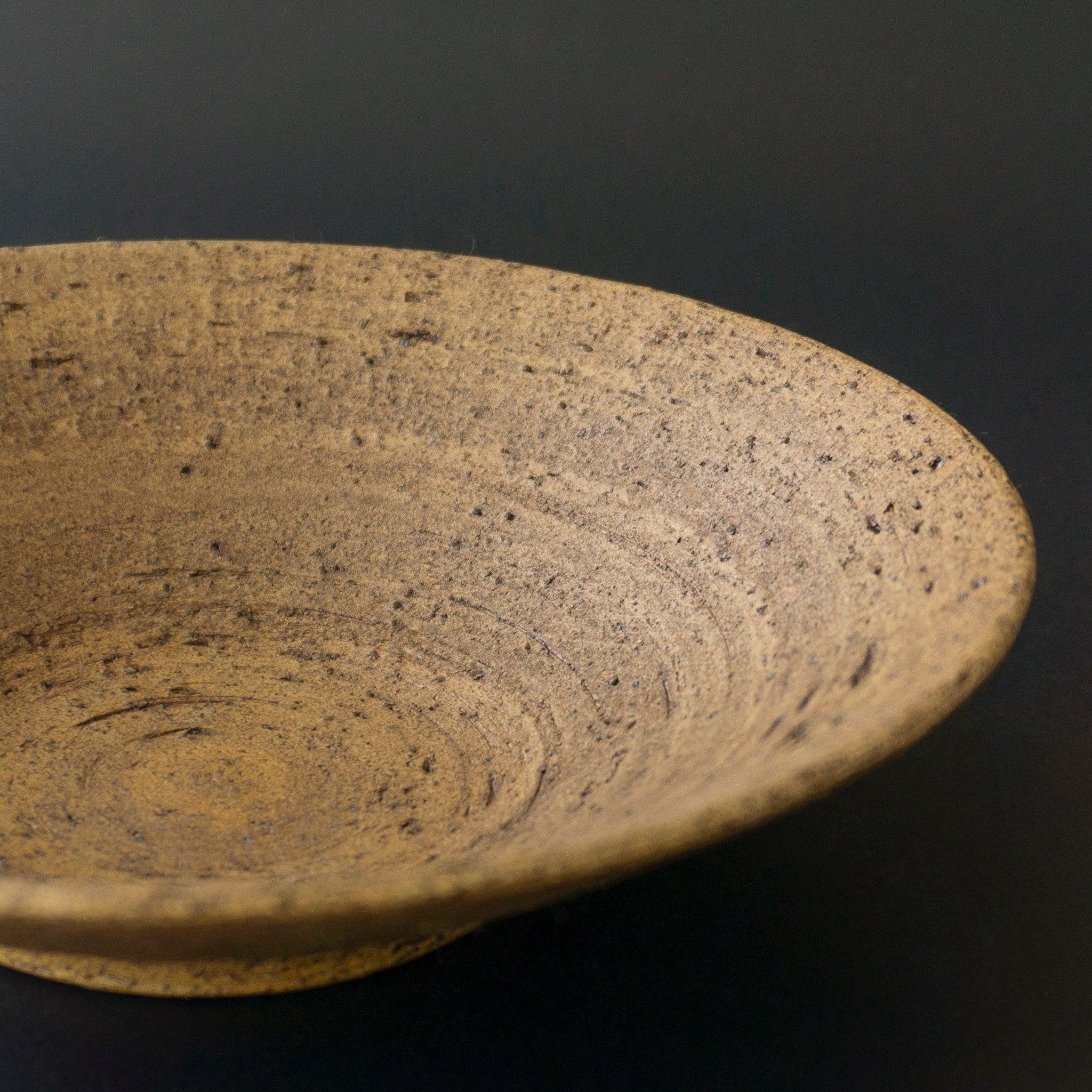 GAKU ceramics âge hirabachi (flat bowl)  Φ230