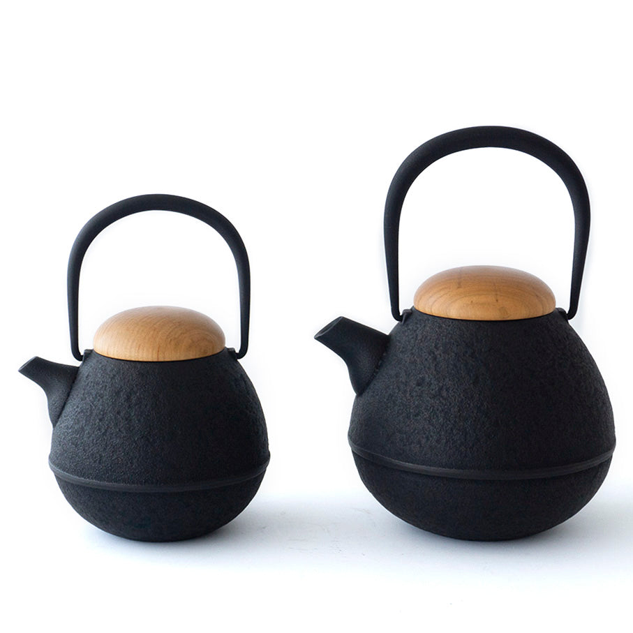 空間鋳造 鉄急須 Egg 小 黒 木蓋